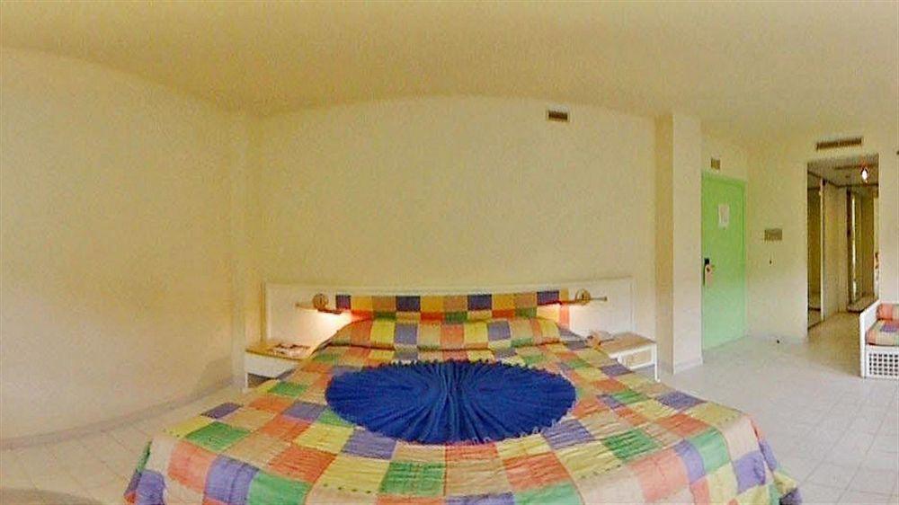 Grand Royal Antiguan Beach Resort Five Islands Village Kültér fotó